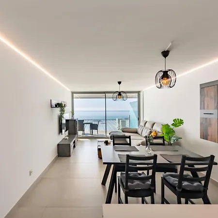 Serene Seaview Retreat In Higueron: 2Br Oasis Fuengirola Zewnętrze zdjęcie